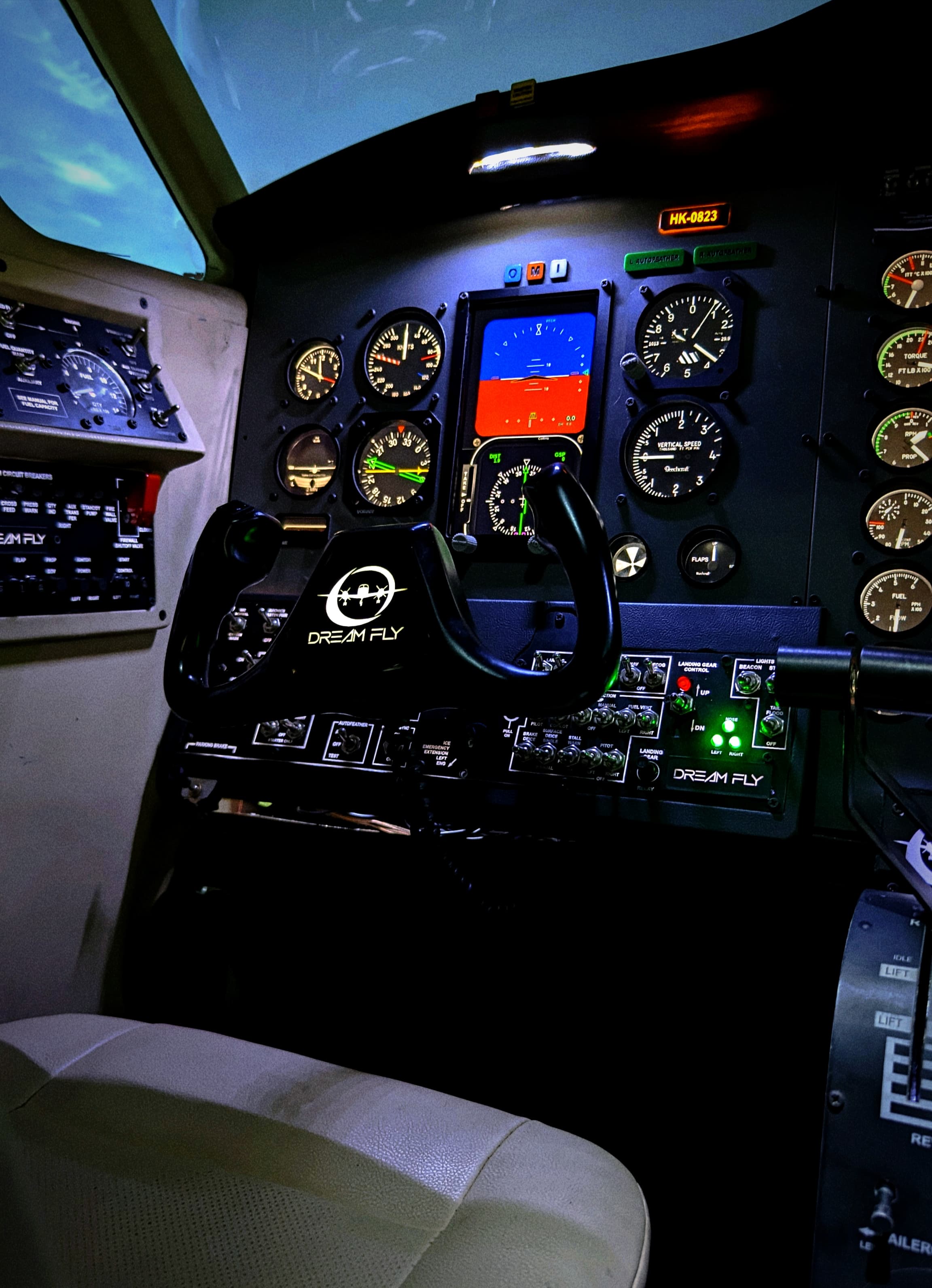 simulador de vuelo con practicas de comunicacion
